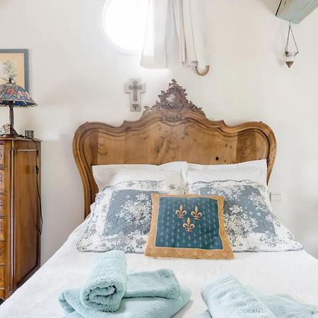Agreable Chambre D'Hotes Avec Piscine Bed and Breakfast Le Beausset Εξωτερικό φωτογραφία