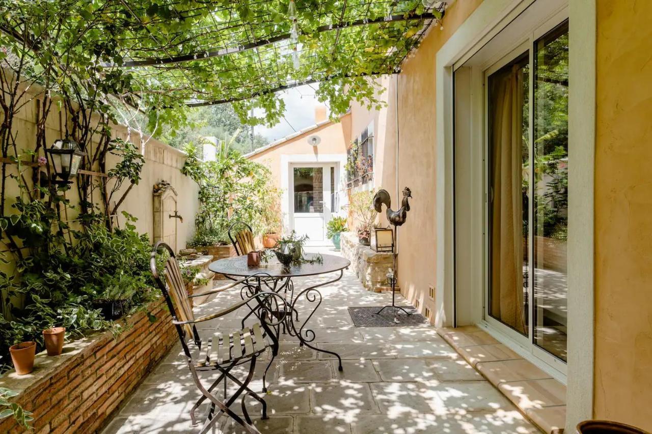 Agreable Chambre D'Hotes Avec Piscine Bed and Breakfast Le Beausset Εξωτερικό φωτογραφία