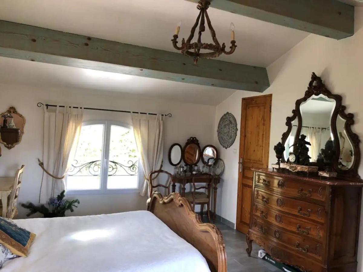 Agreable Chambre D'Hotes Avec Piscine Bed and Breakfast Le Beausset Εξωτερικό φωτογραφία